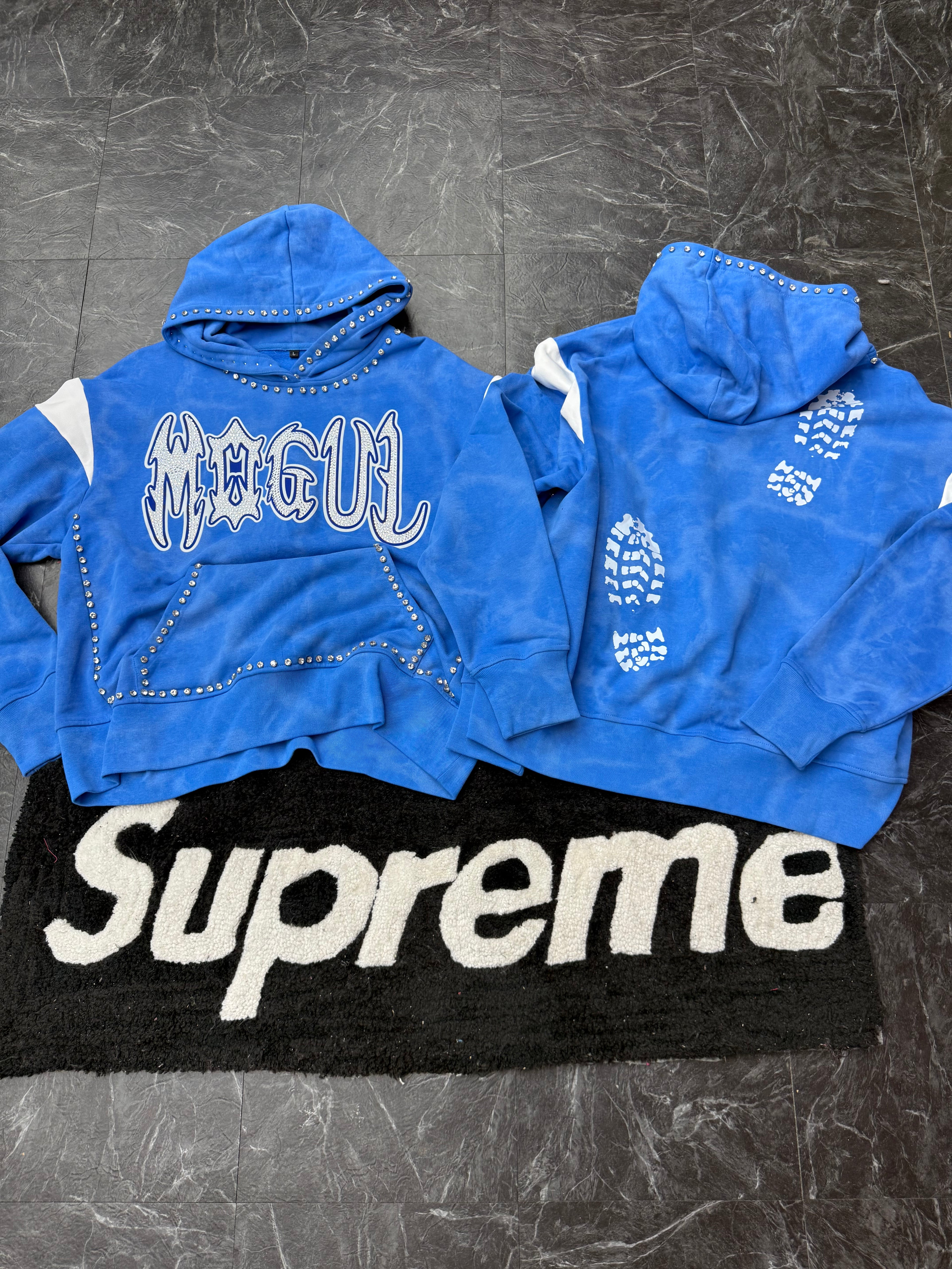 MOGUL HOODIE