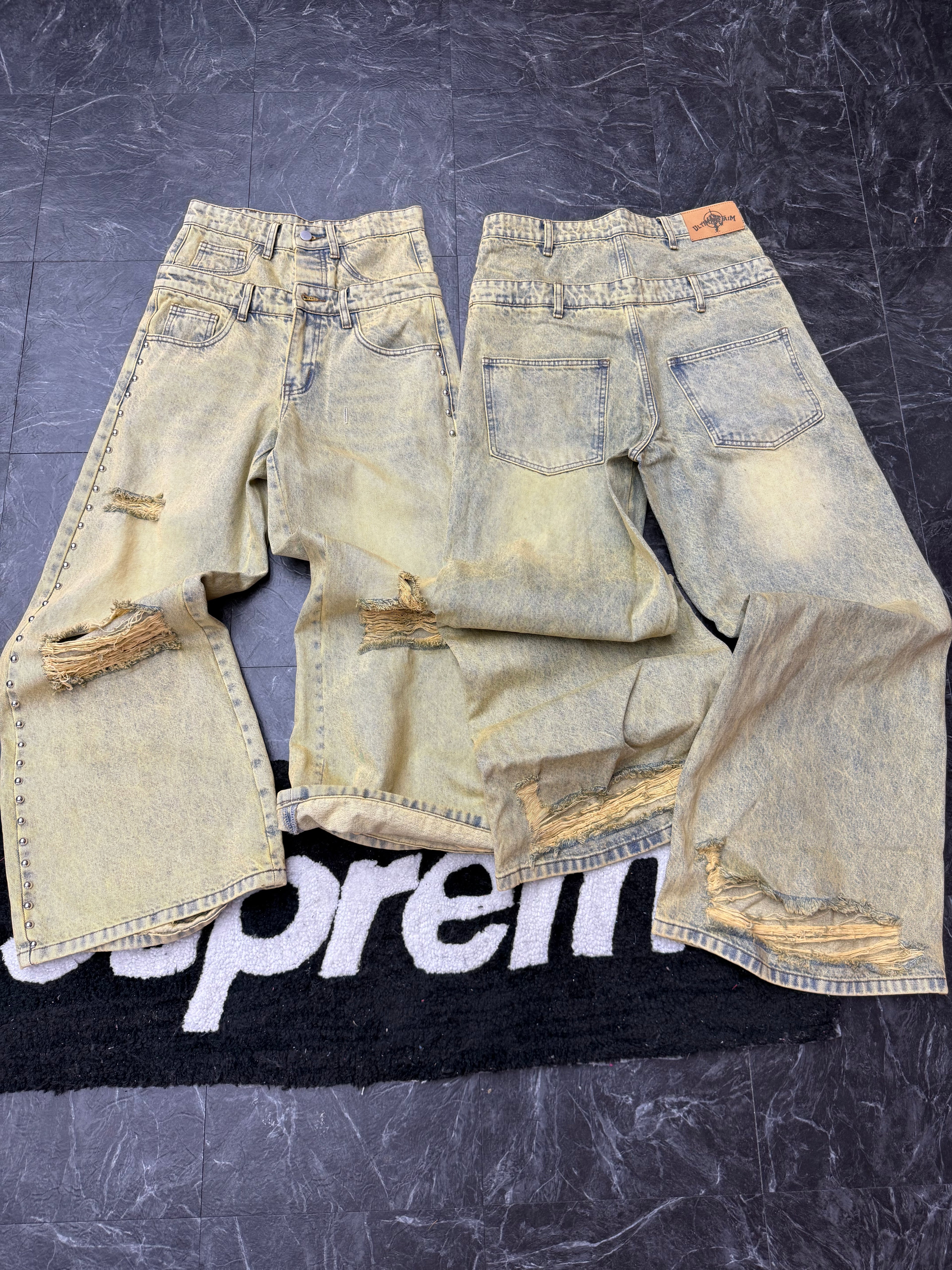 ULTIMATE DEMIN JEANS